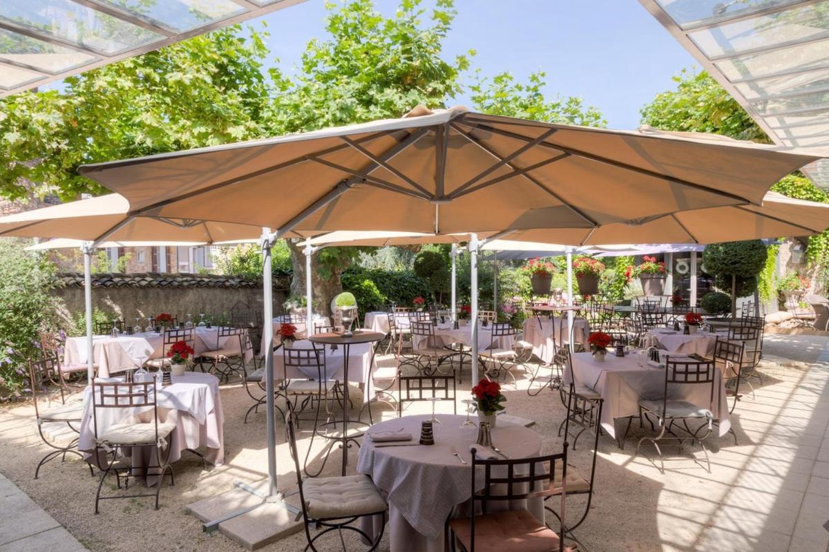 Charme & Business Hotel Lyon Limonest Buitenkant foto